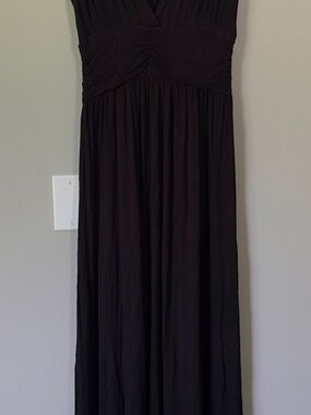 LA Class Black V Neck/Back Maxi Dress Size L